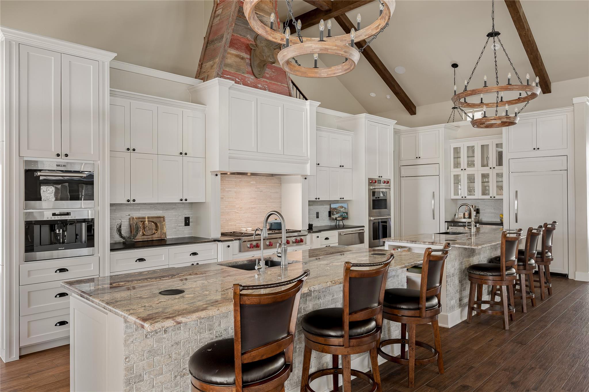 1450 Los Escondidos St, Marble Falls, TX 78654