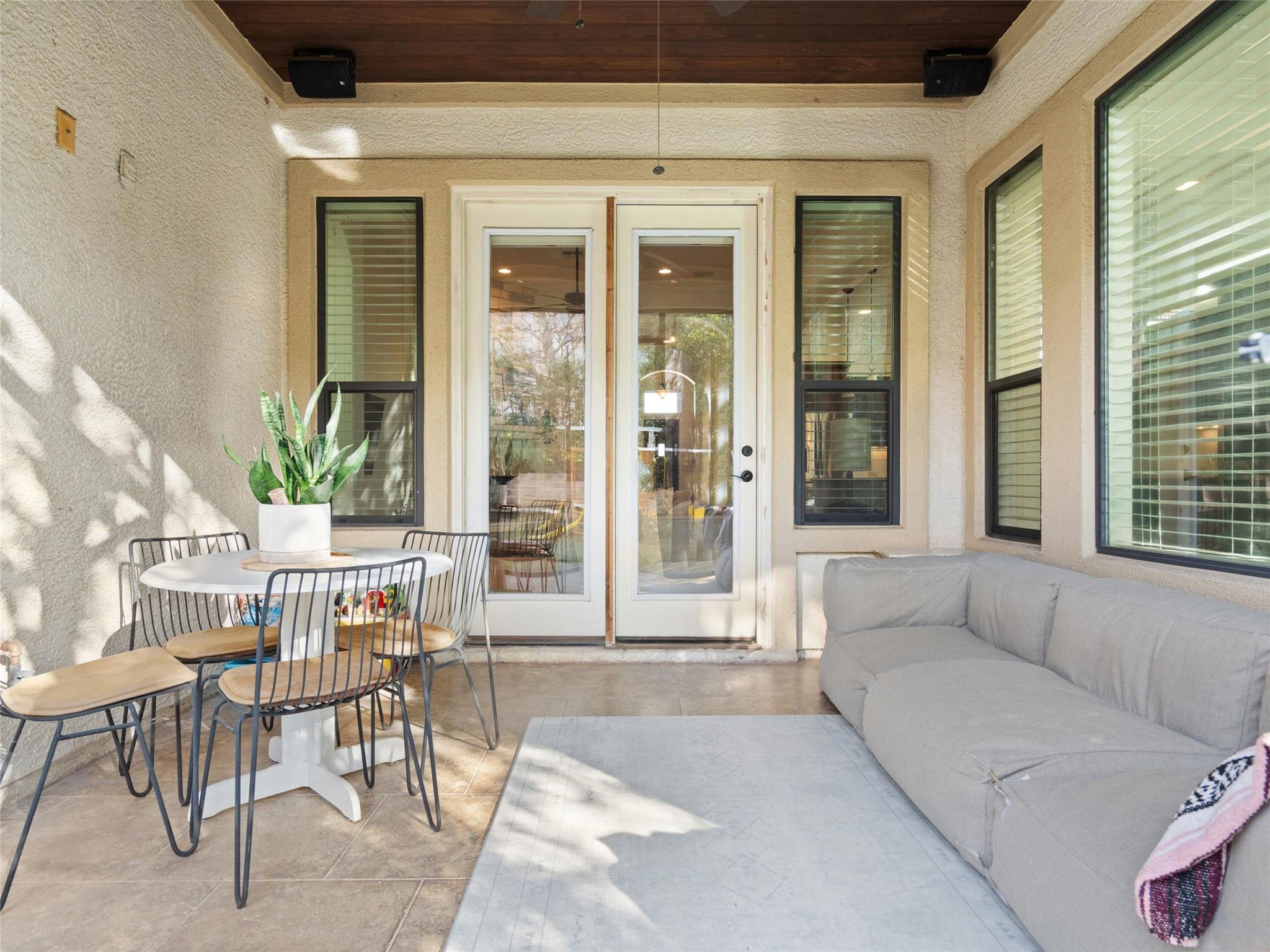 403 Indianwood Dr, Austin, TX 78738