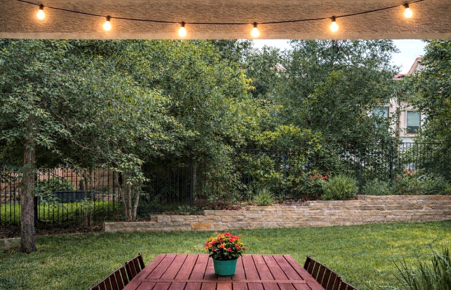 403 Indianwood Dr, Austin, TX 78738