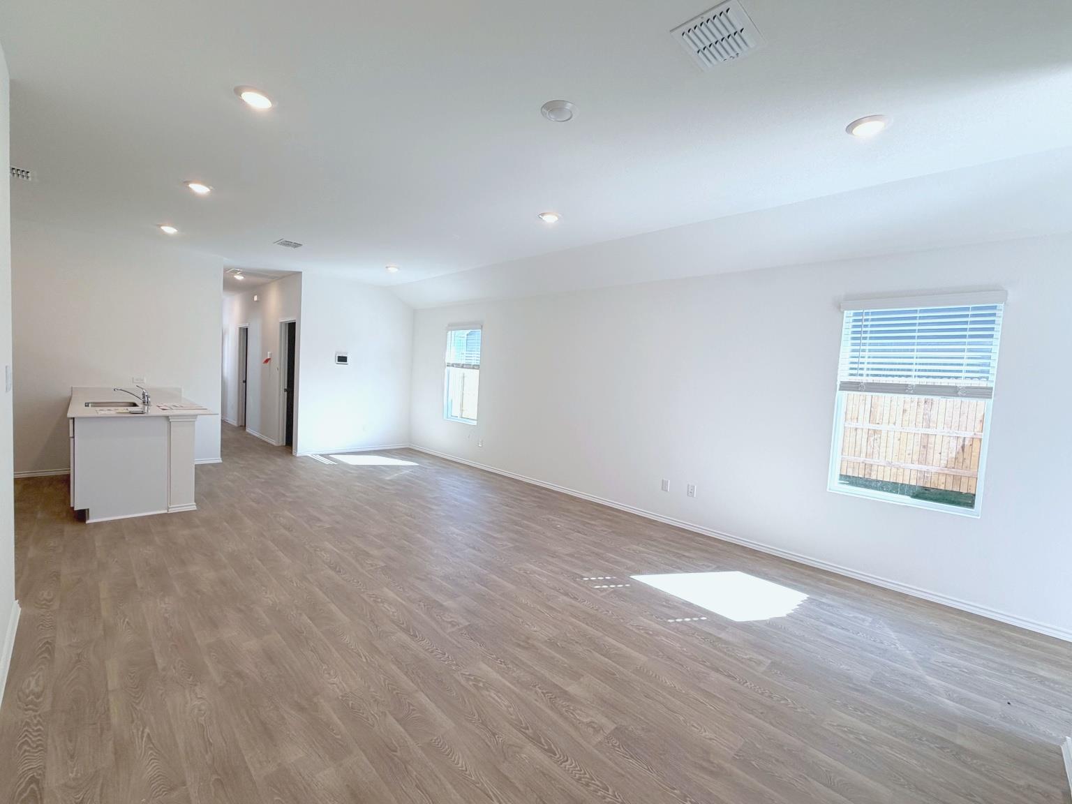 202 CONSTANZA Trl, Bastrop, TX 78602