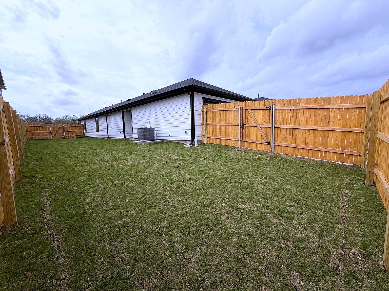 202 CONSTANZA Trl, Bastrop, TX 78602