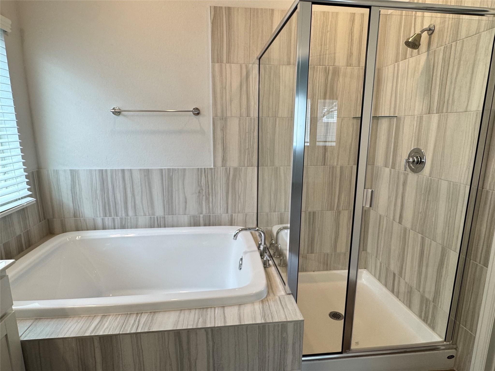 3000 Chisholm Trail Rd # 103, Round Rock, TX 78681