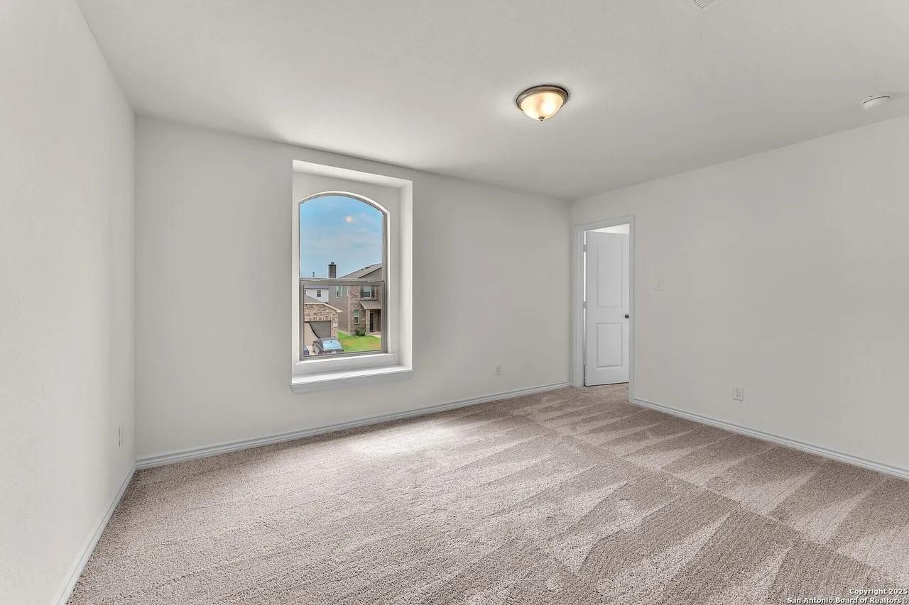 412 Deer Crest Dr, New Braunfels, TX 78130