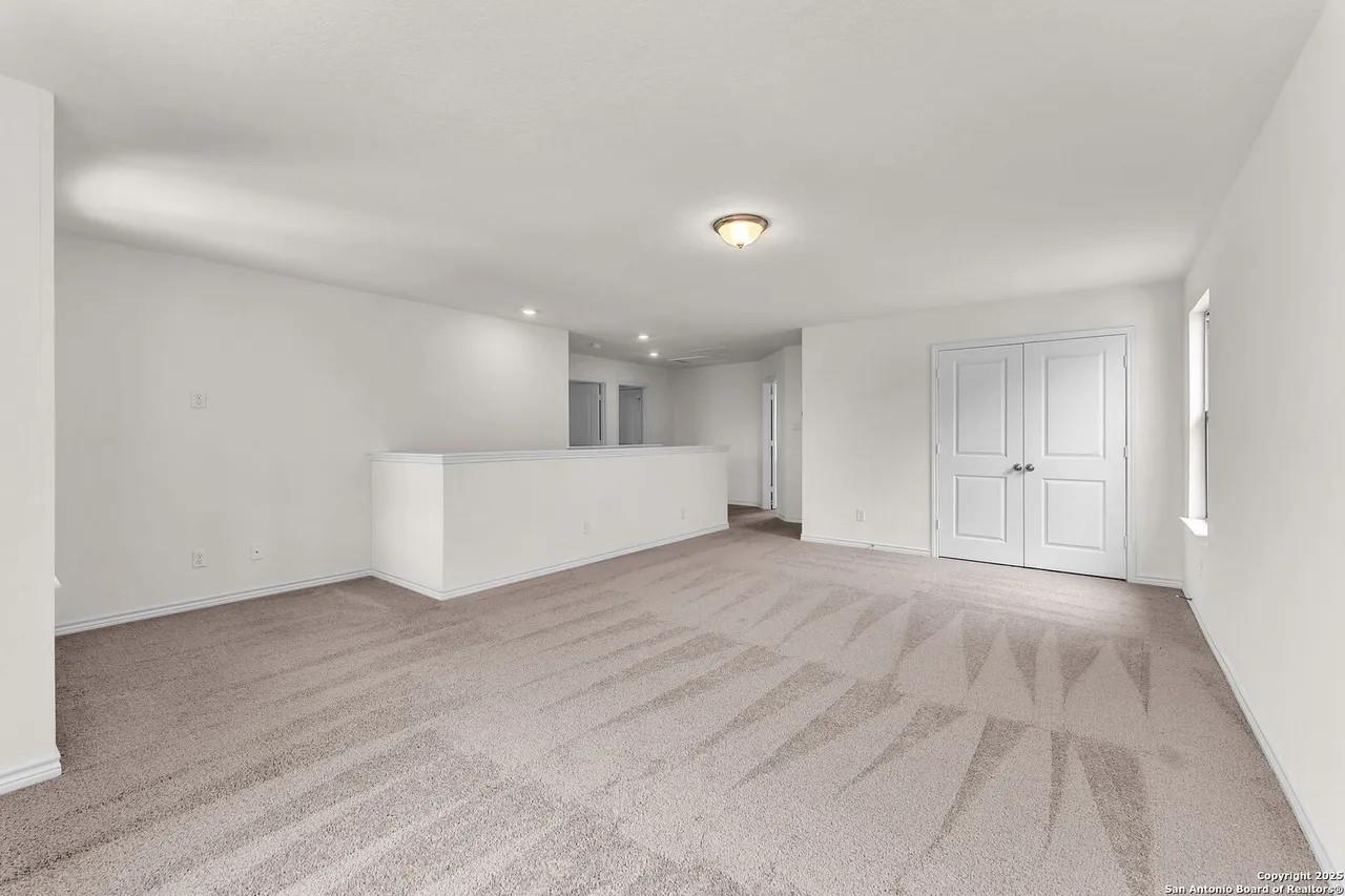 412 Deer Crest Dr, New Braunfels, TX 78130