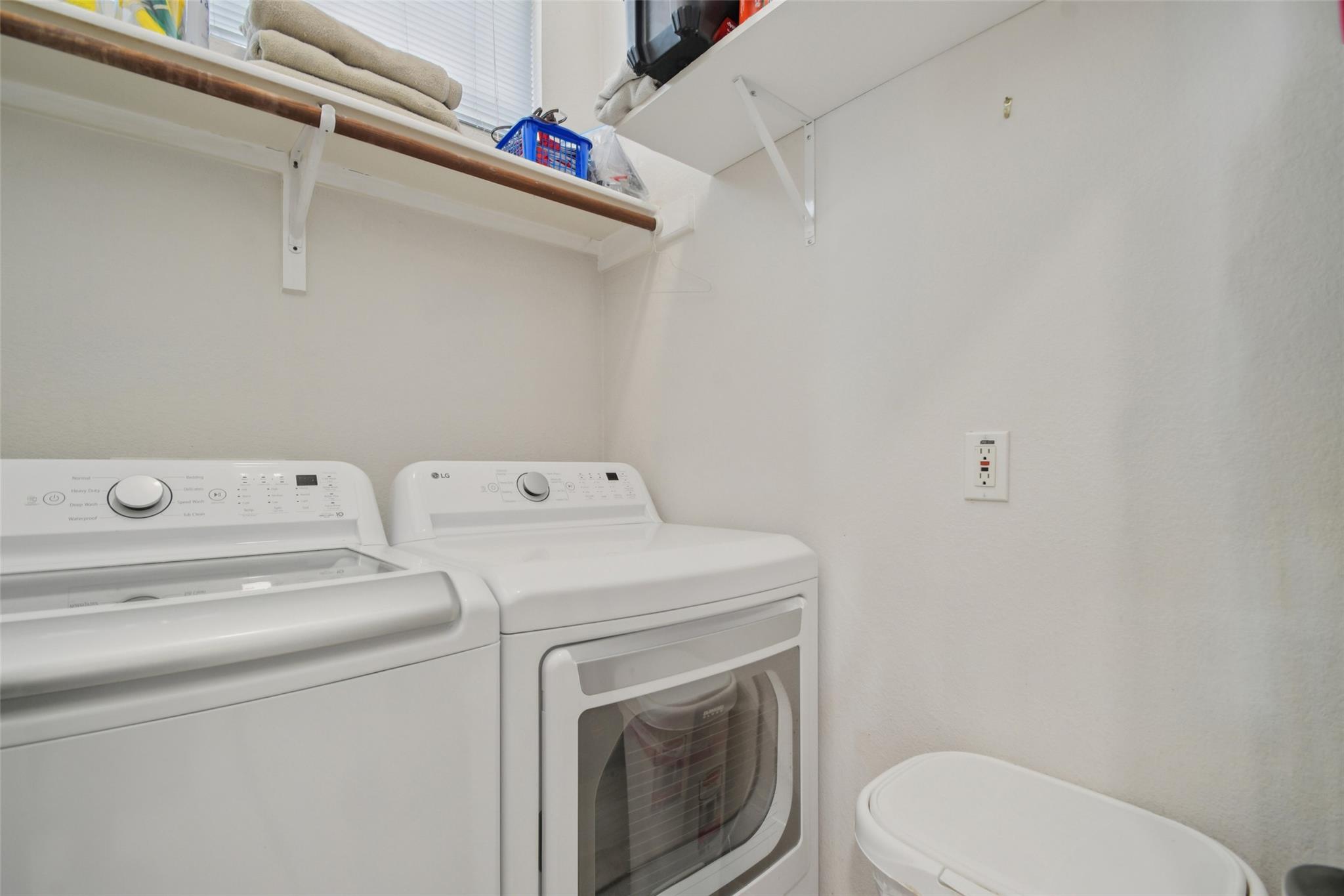 6084 Hartson, Kyle, TX 78640