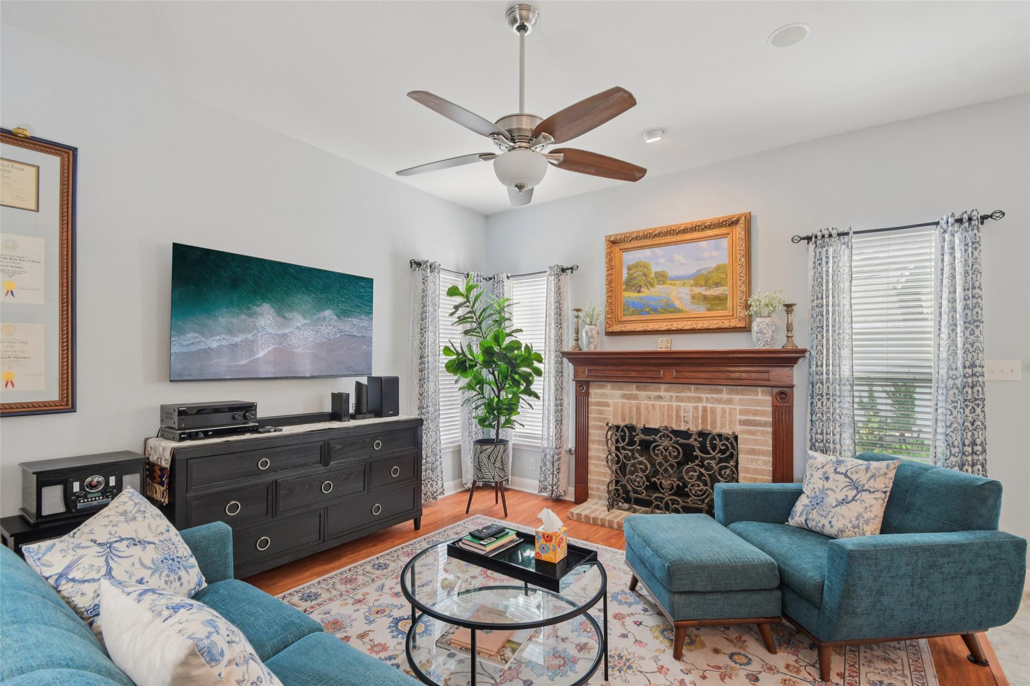 6084 Hartson, Kyle, TX 78640