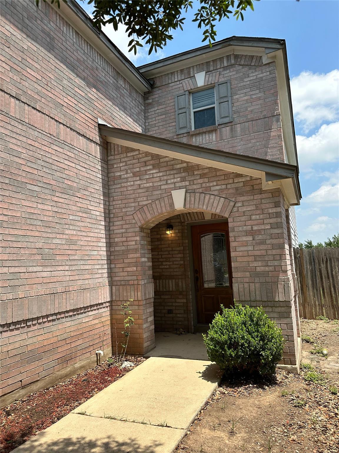 600 Sheep Trail Dr, Kyle, TX 78640