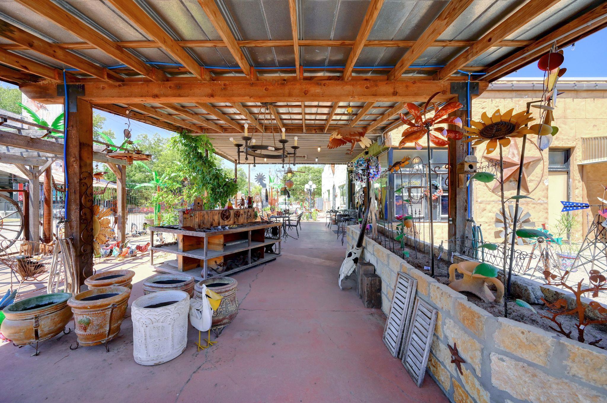 100 W Main St, Johnson City, TX 78636