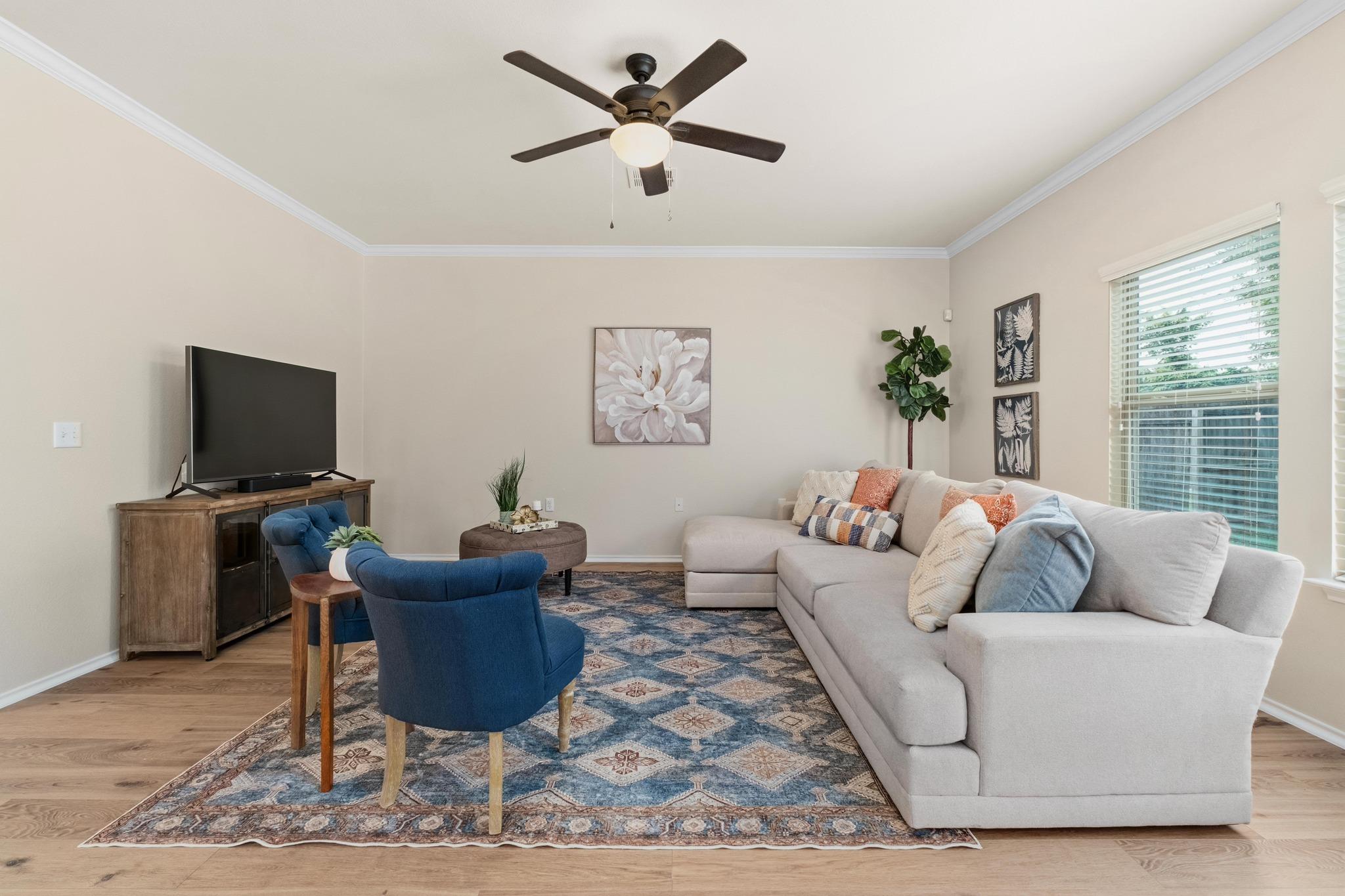 10124 Pinnacle Crest Loop, Austin, TX 78747