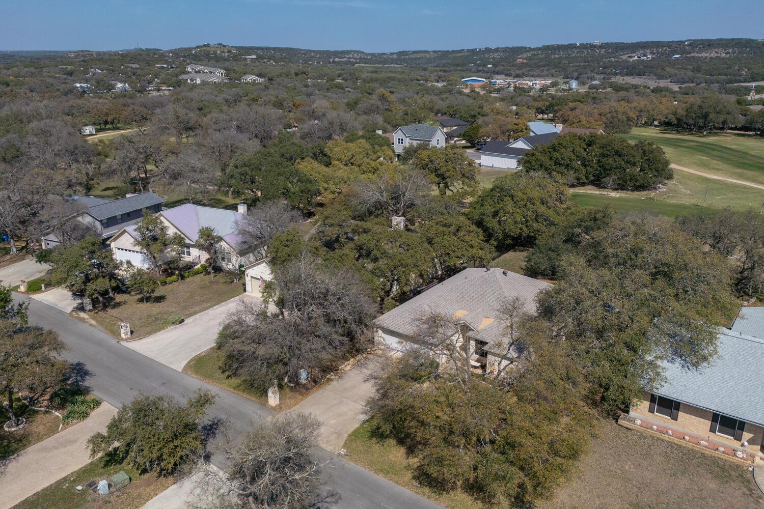15 Palmer Ln, Wimberley, TX 78676