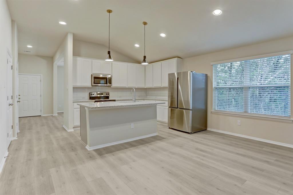 3902 Crockett Ave, Lago Vista, TX 78645