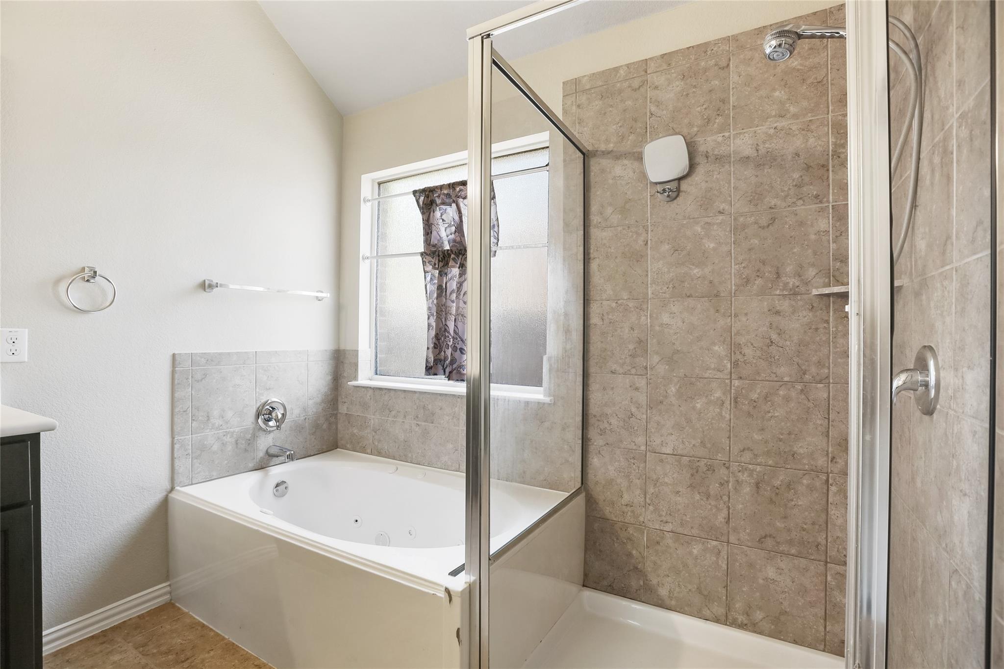 2208 Tranquility Ln, Pflugerville, TX 78660