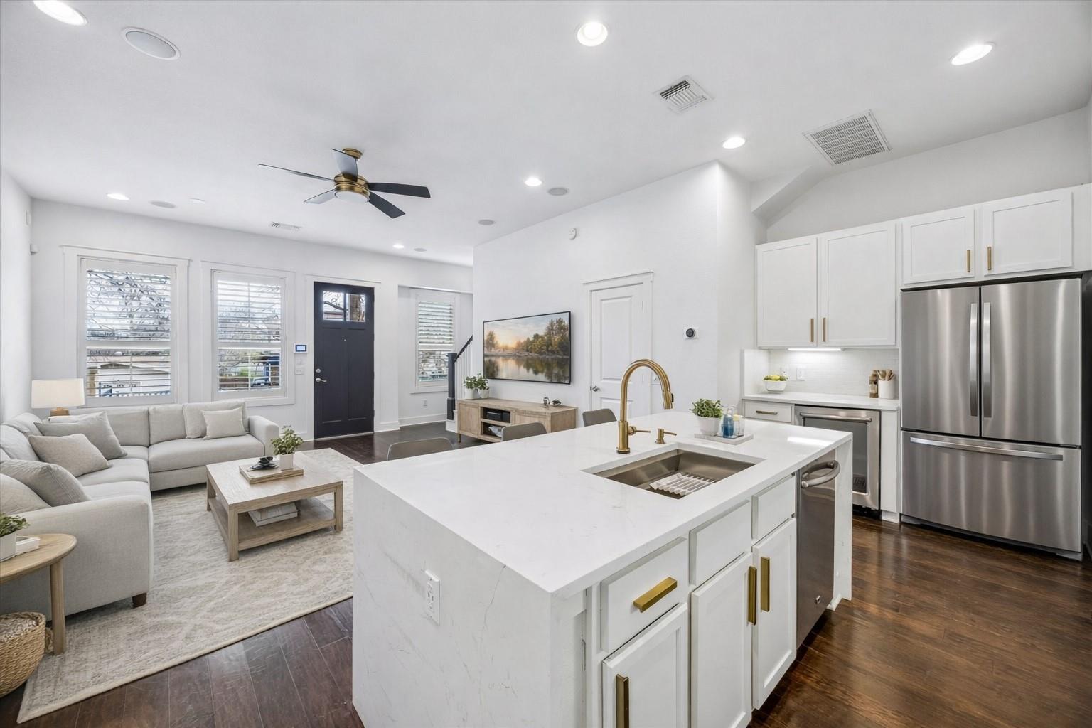 2520 Bluebonnet Ln # 15, Austin, TX 78704