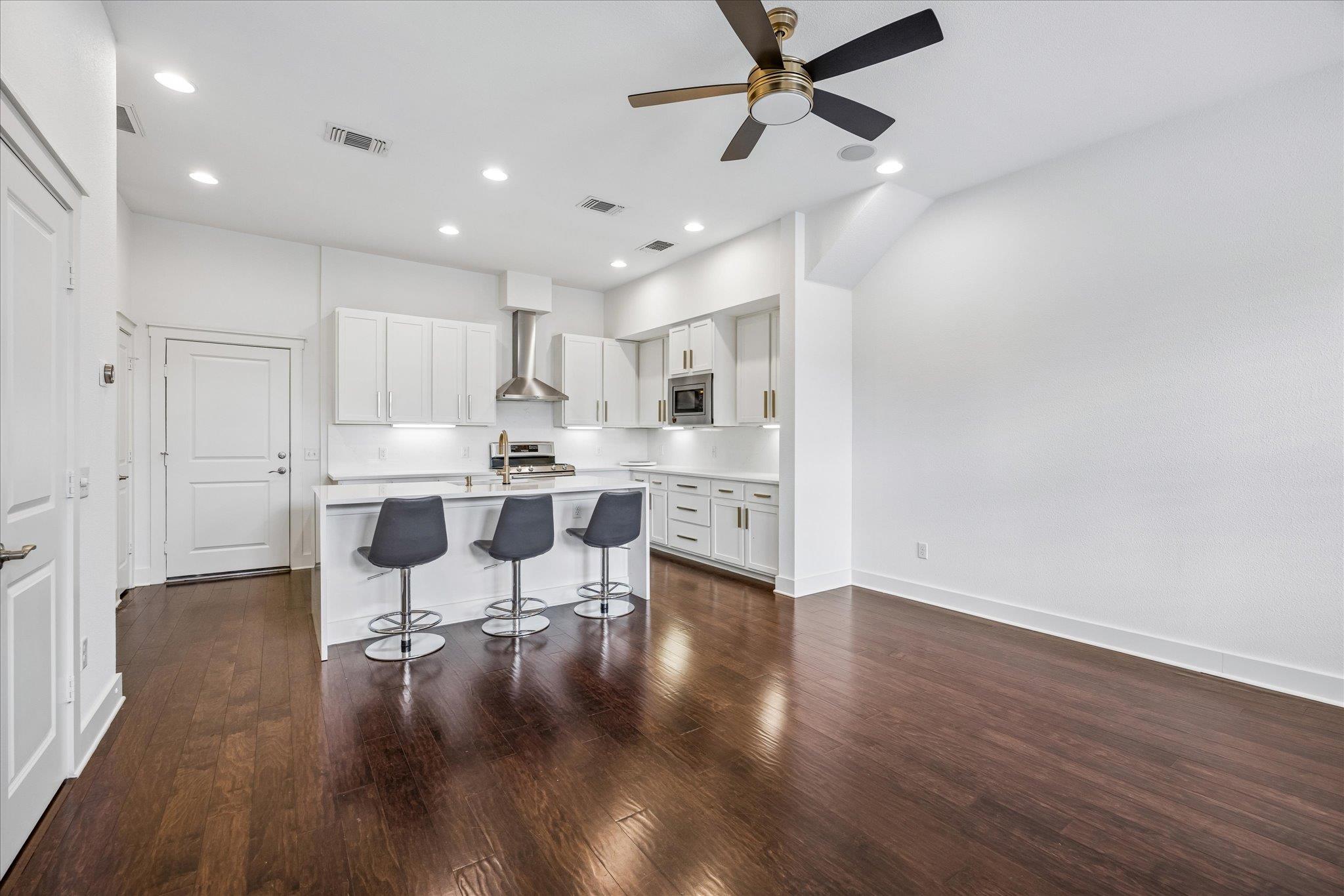 2520 Bluebonnet Ln # 15, Austin, TX 78704