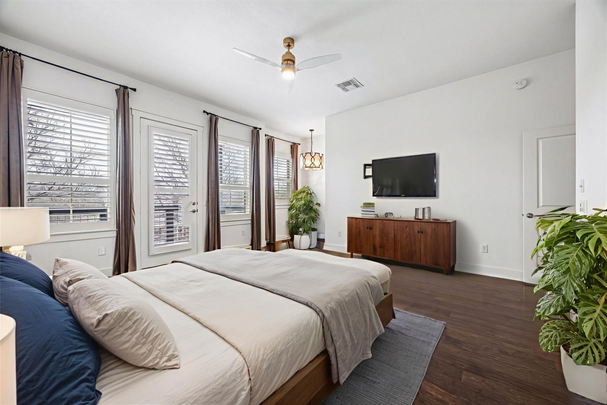 2520 Bluebonnet Ln # 15, Austin, TX 78704