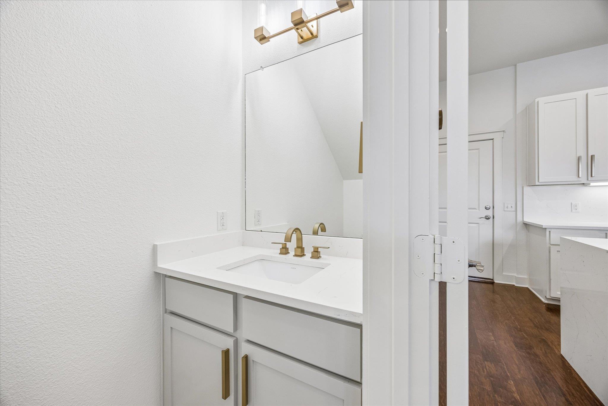 2520 Bluebonnet Ln # 15, Austin, TX 78704