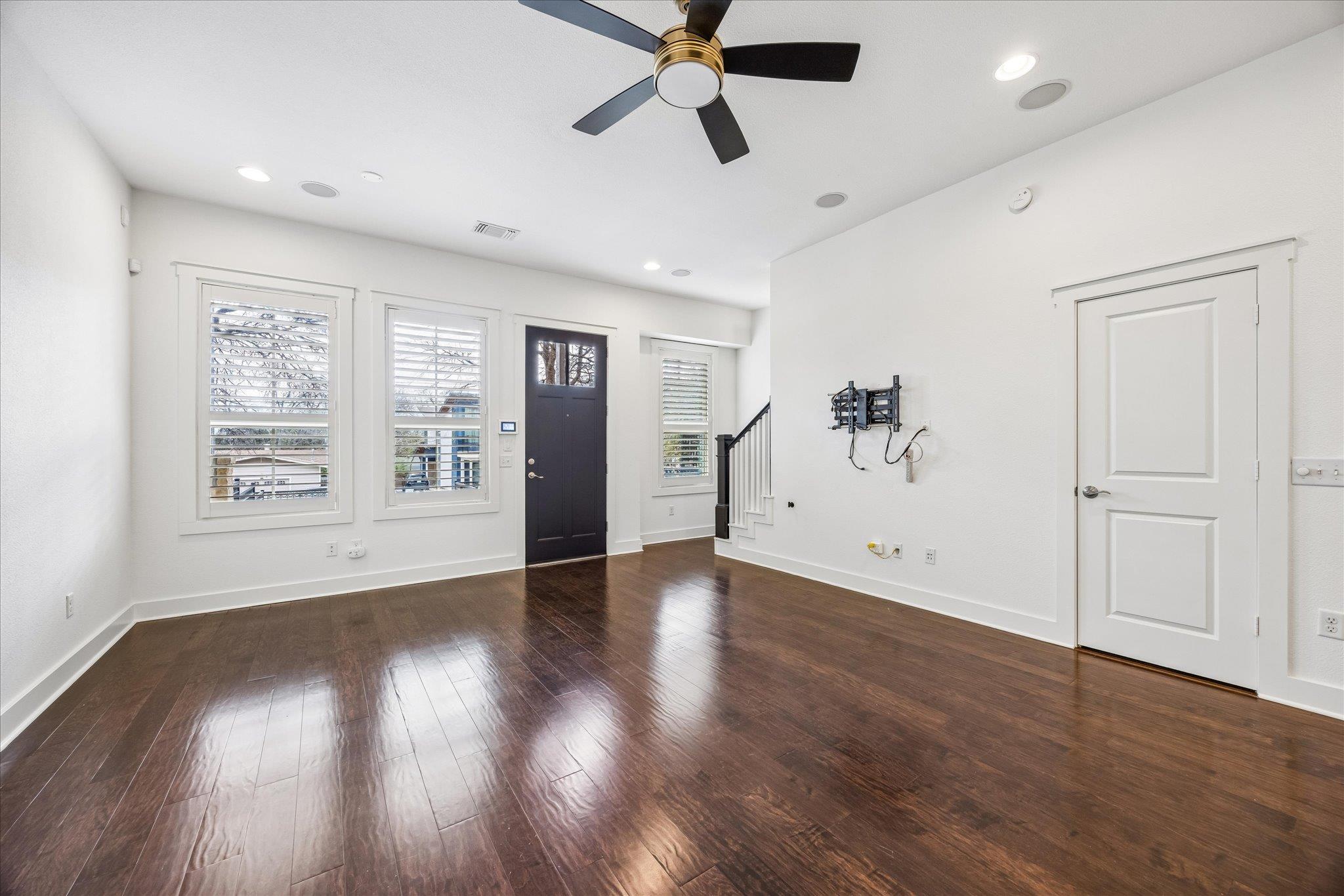 2520 Bluebonnet Ln # 15, Austin, TX 78704