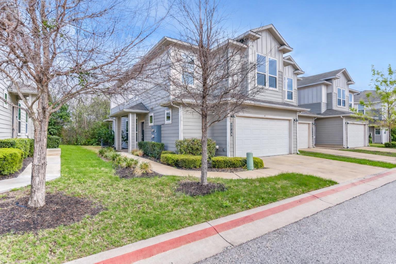 1719 Roseburg Dr, Austin, TX 78754