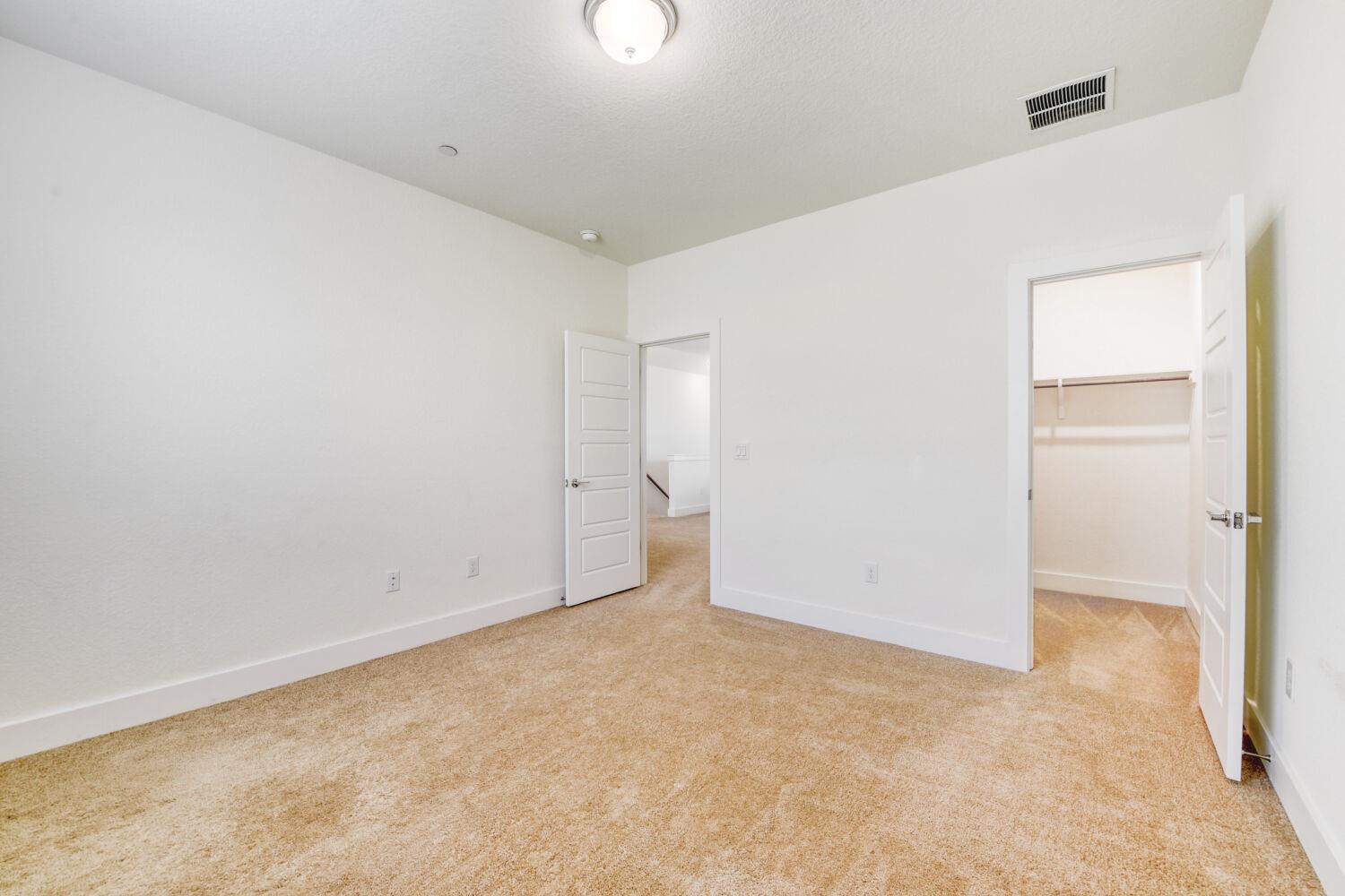 1719 Roseburg Dr, Austin, TX 78754