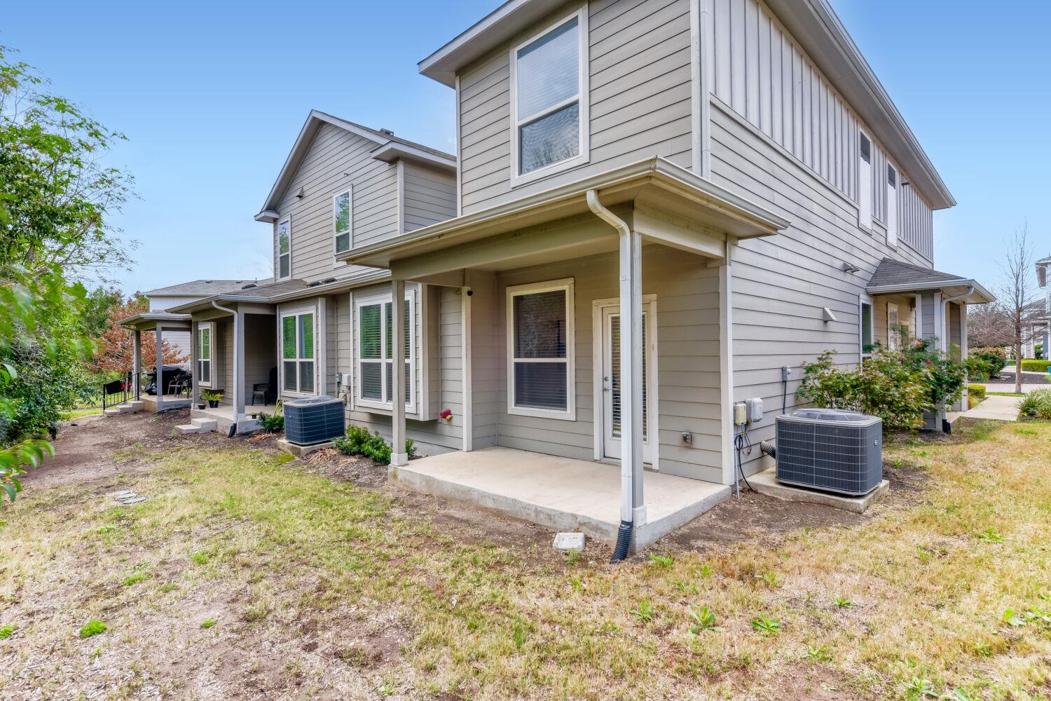 1719 Roseburg Dr, Austin, TX 78754