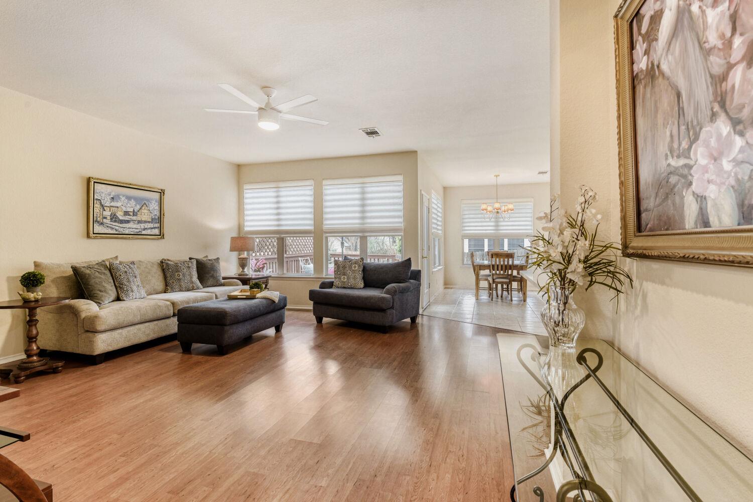 8813 Colberg Dr, Austin, TX 78749