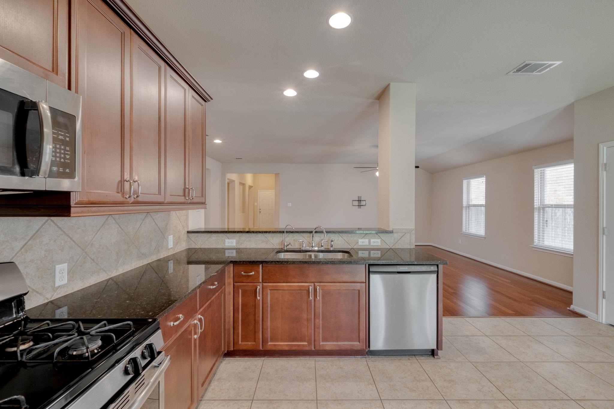 7400 Longford Trl, Austin, TX 78754