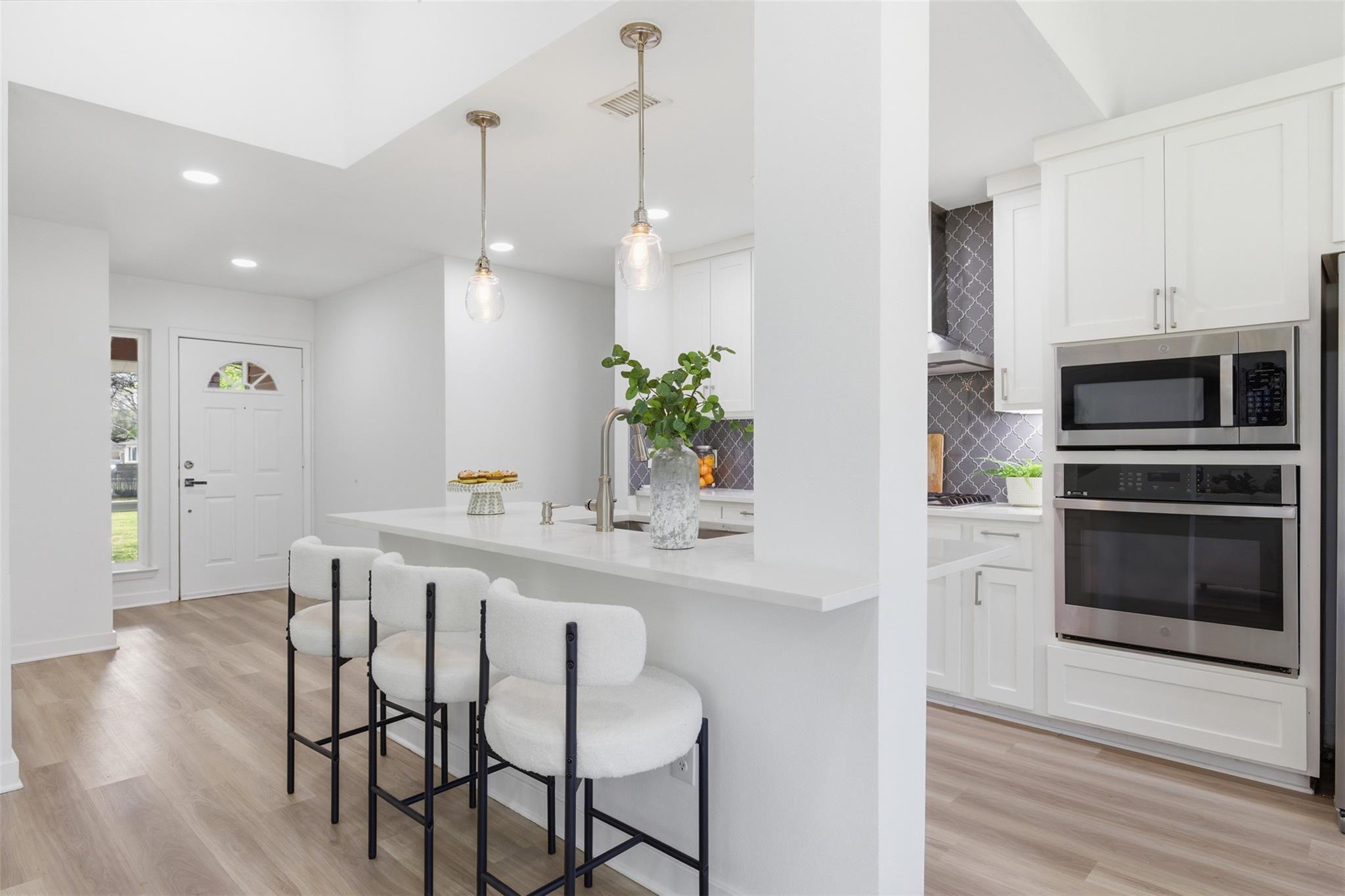 304 Loganberry Ct, Austin, TX 78745