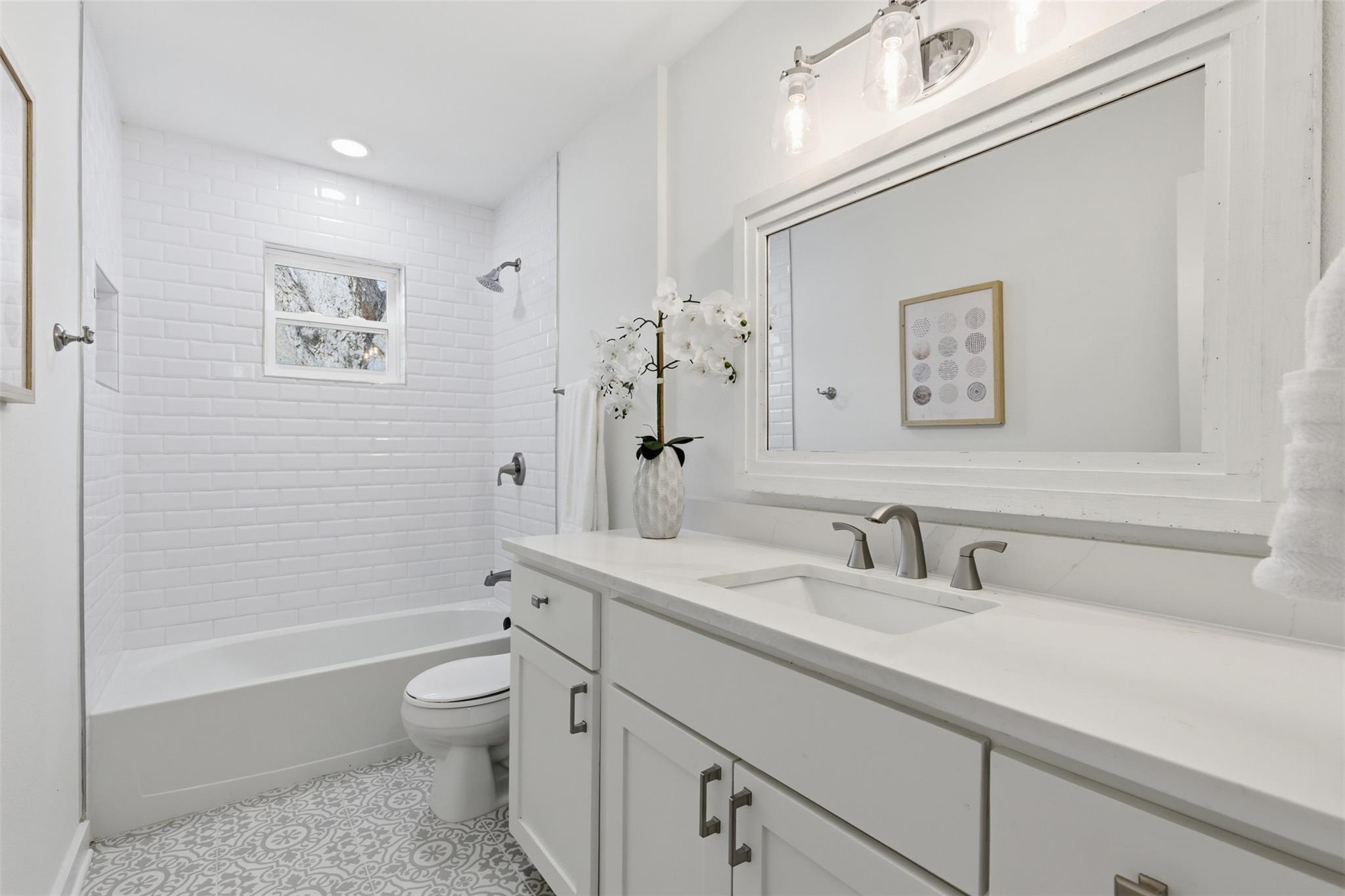 304 Loganberry Ct, Austin, TX 78745