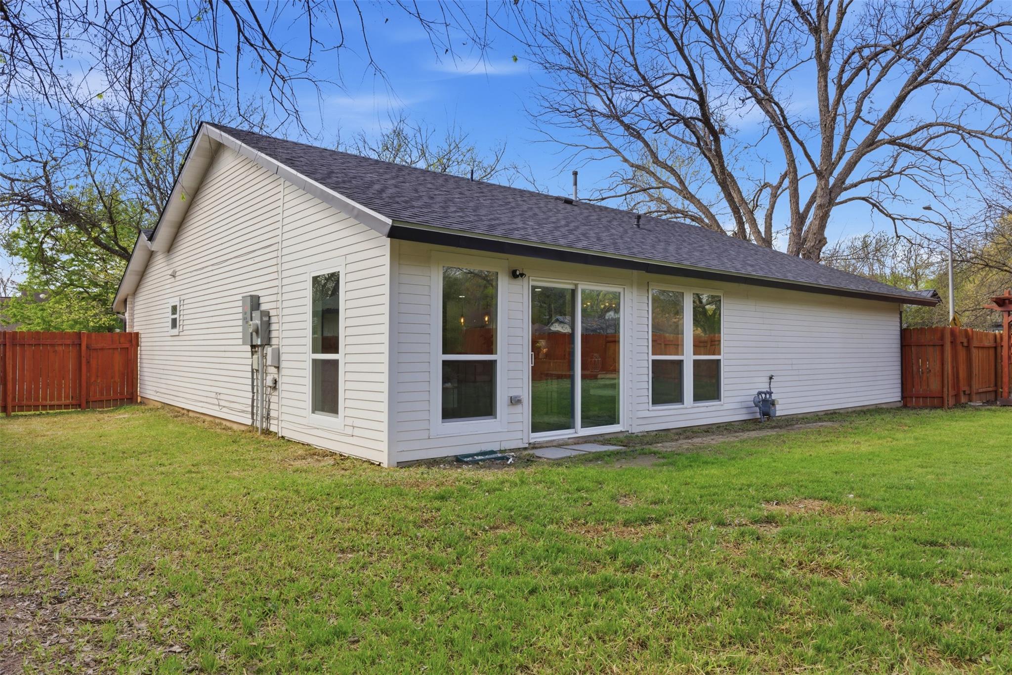 304 Loganberry Ct, Austin, TX 78745