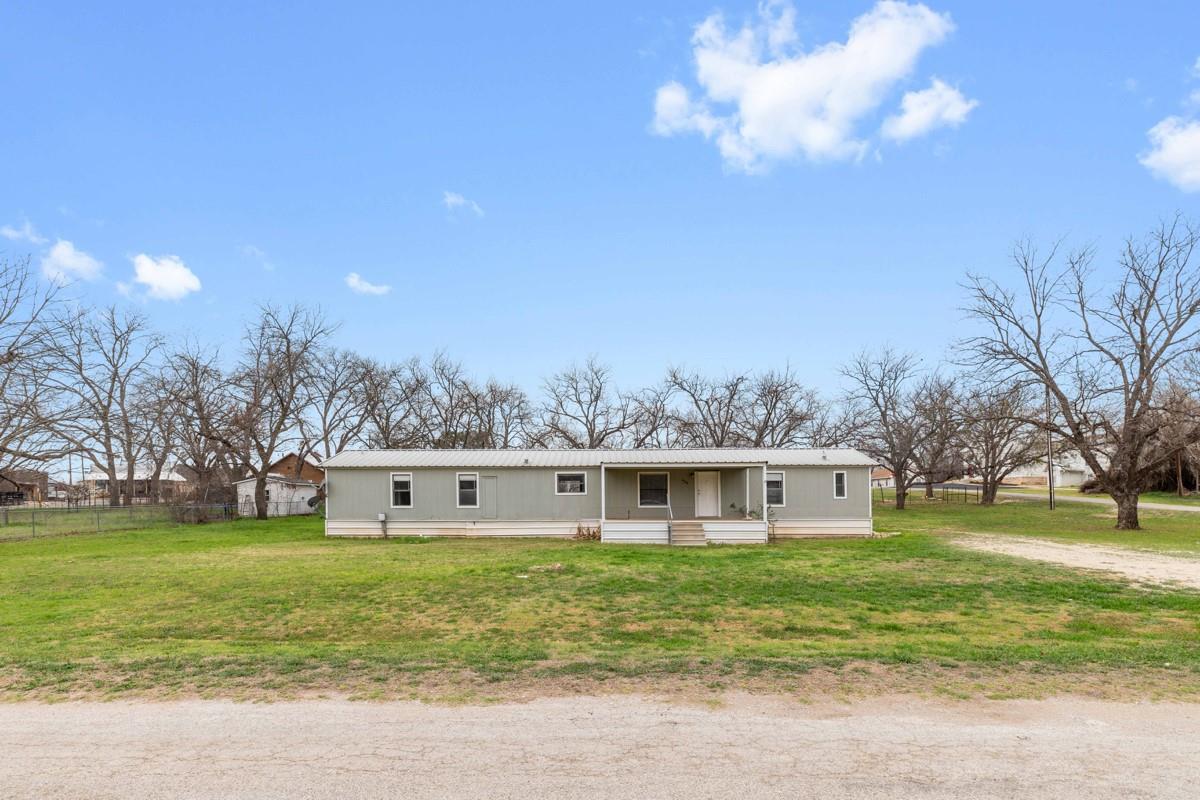 608 4th St Blanket, Early, TX 76432