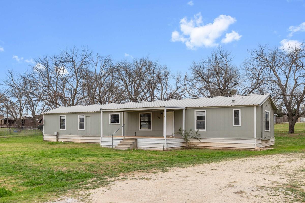 608 4th St Blanket, Early, TX 76432