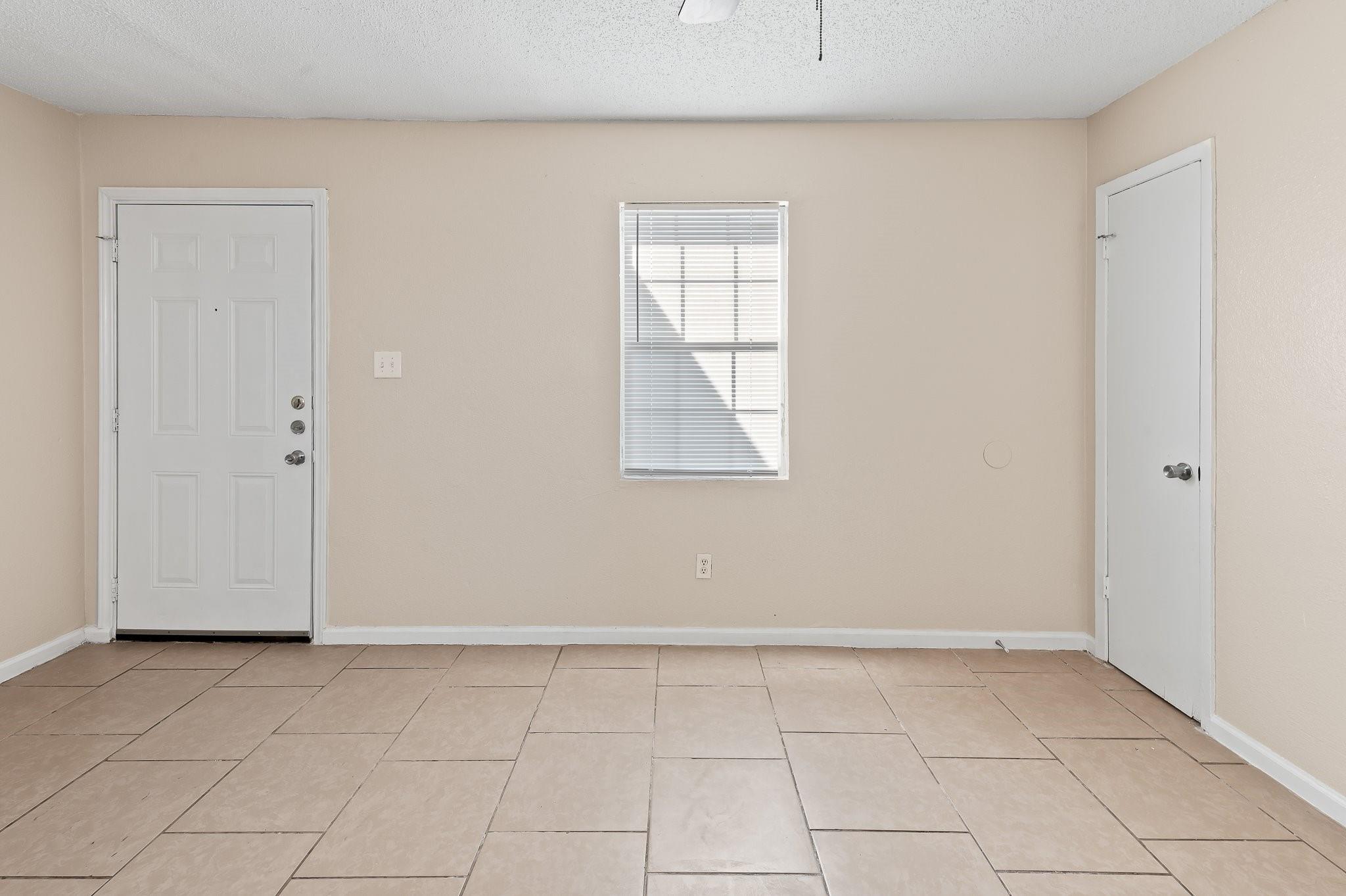 410 Thorndale # A, Taylor, TX 76574