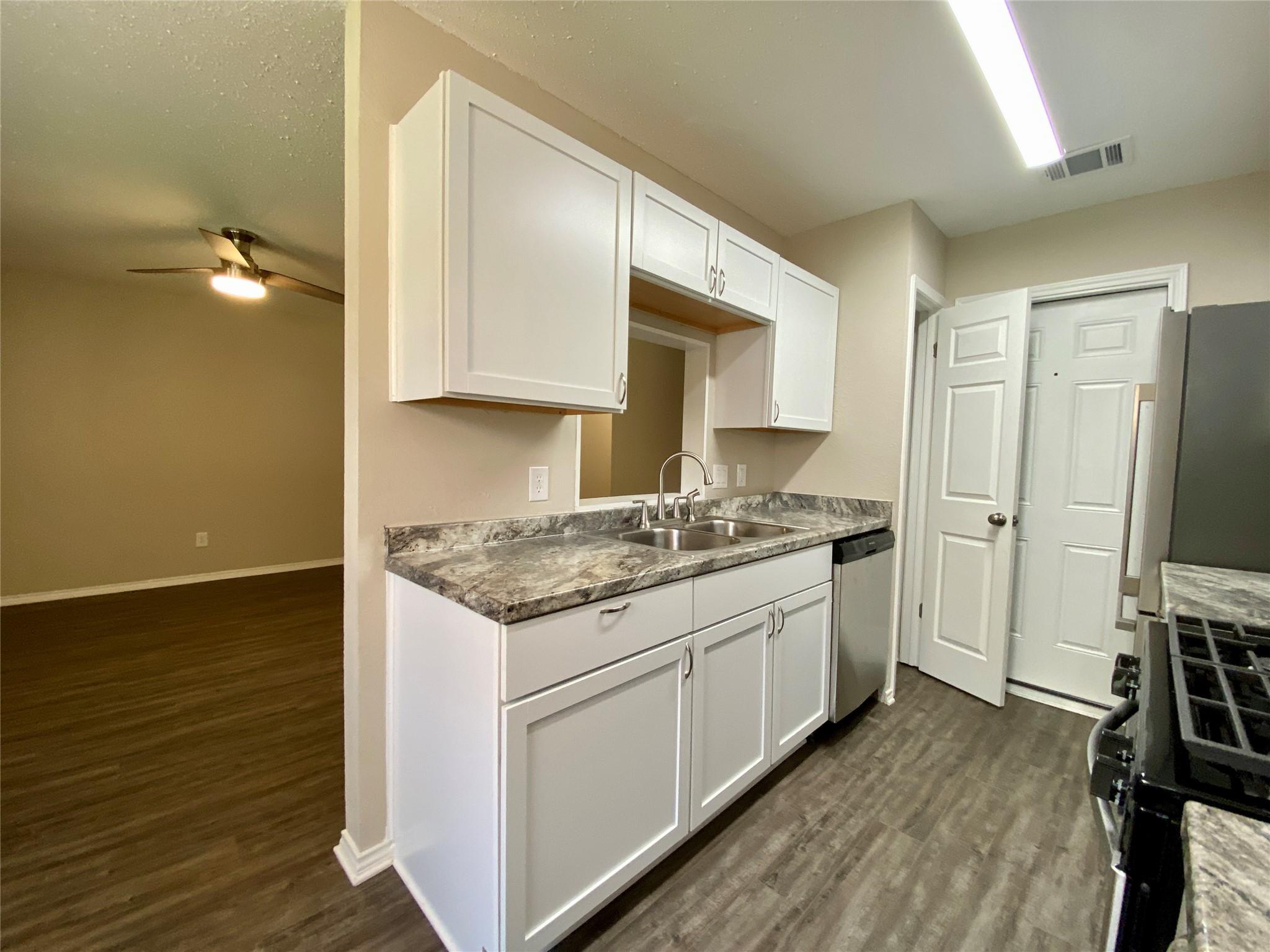 7307 Barnsdale Way, Austin, TX 78745