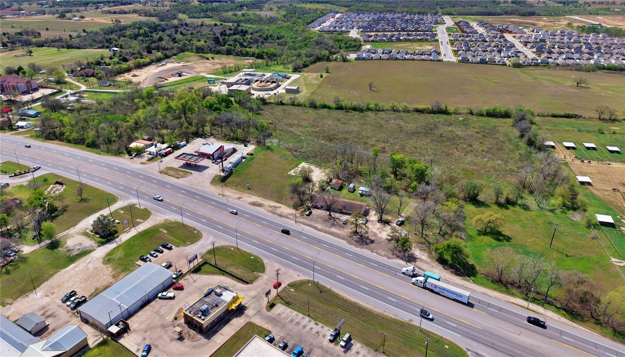 300 W Hwy 290 A, Elgin, TX 78621