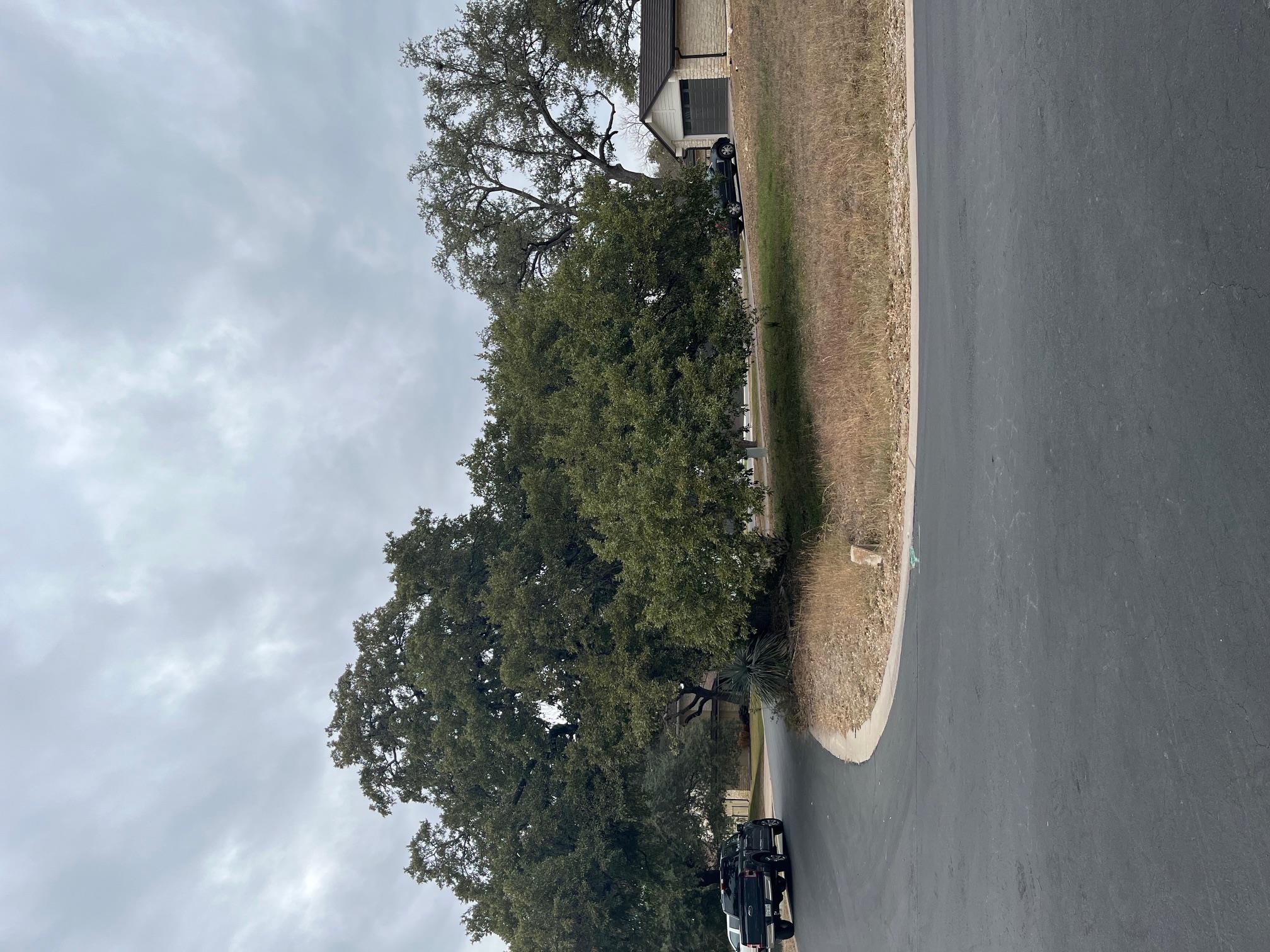 700 Red Sails Dr, Horseshoe Bay, TX 78657