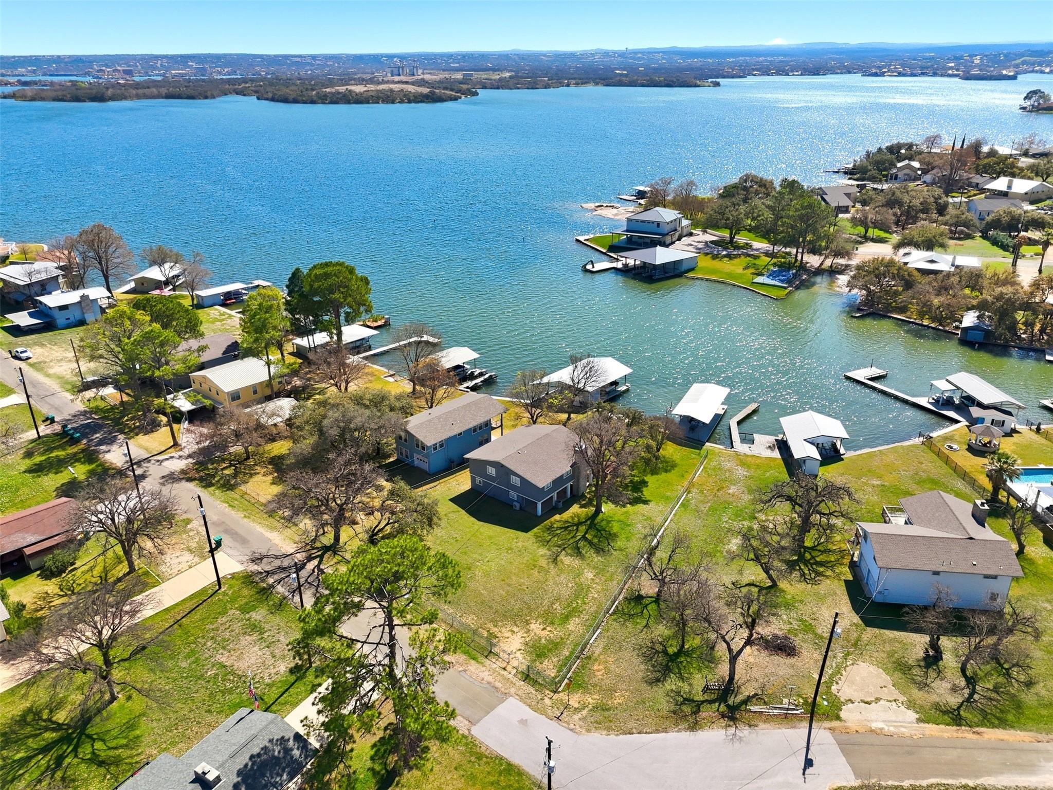 504 Cedarhill Dr, Granite Shoals, TX 78654