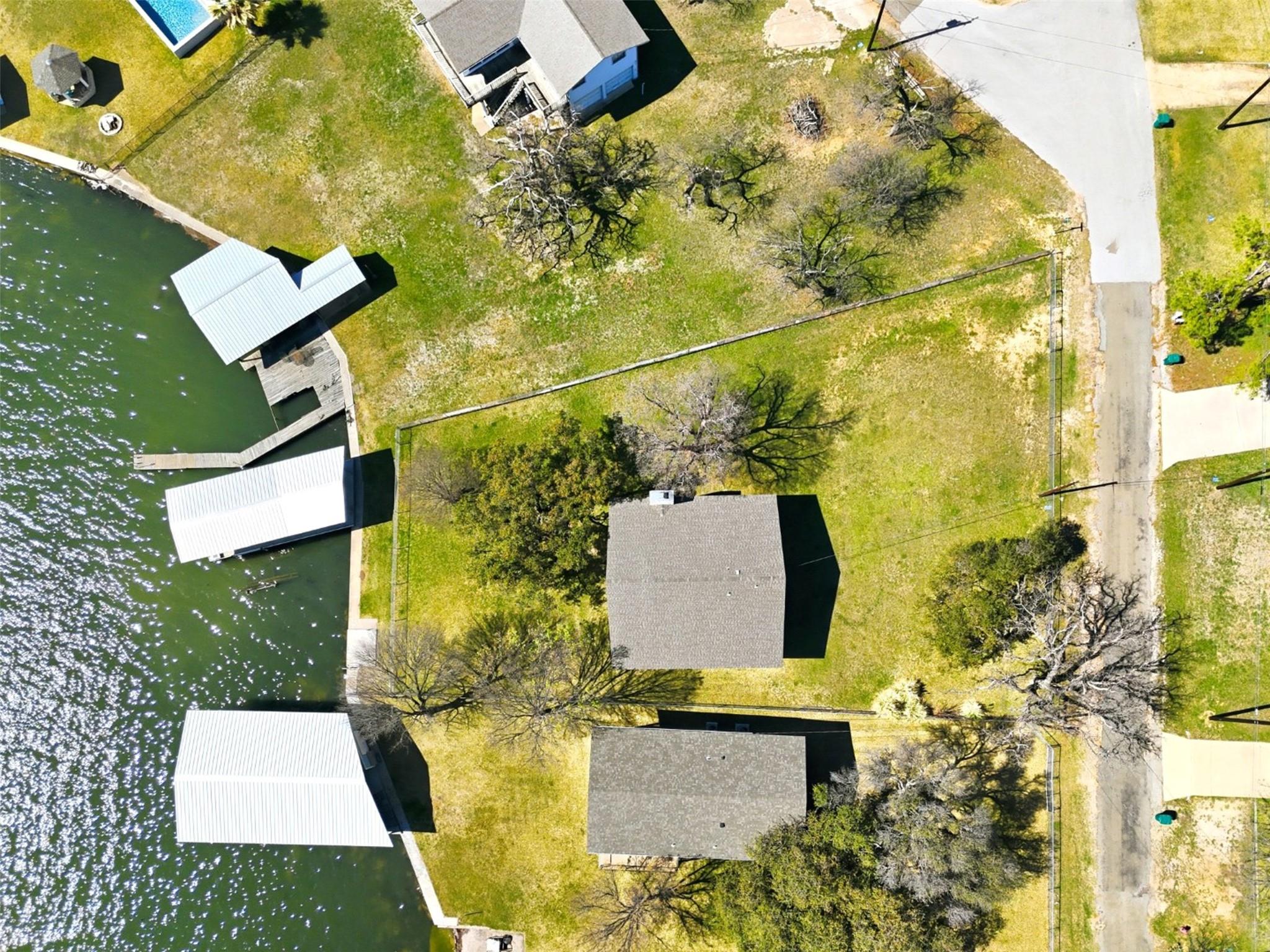 504 Cedarhill Dr, Granite Shoals, TX 78654