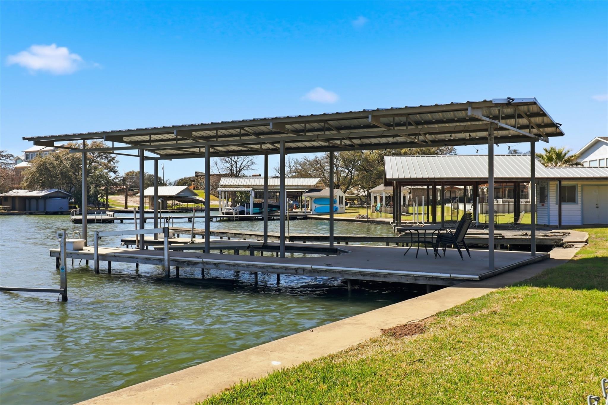 504 Cedarhill Dr, Granite Shoals, TX 78654