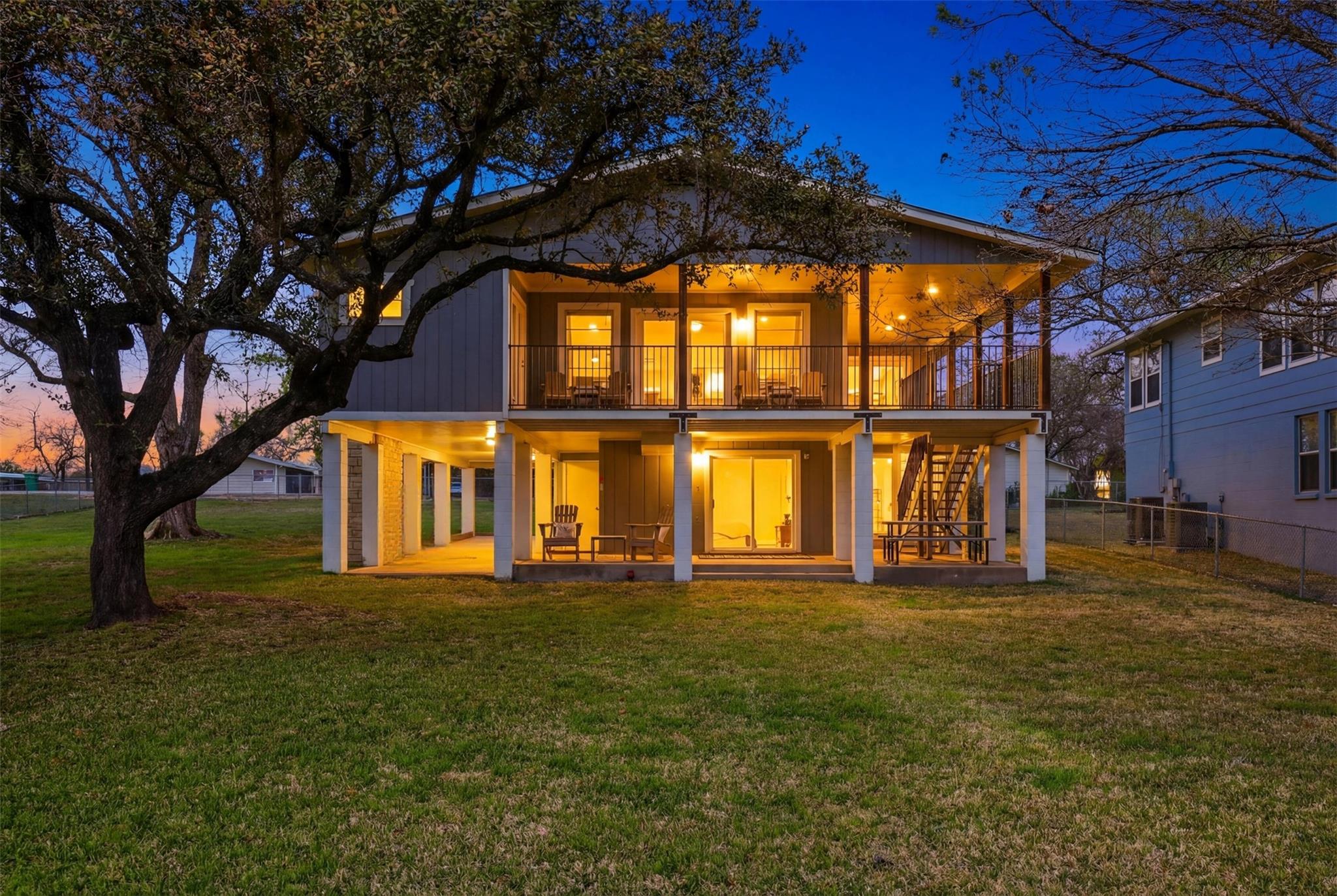 504 Cedarhill Dr, Granite Shoals, TX 78654