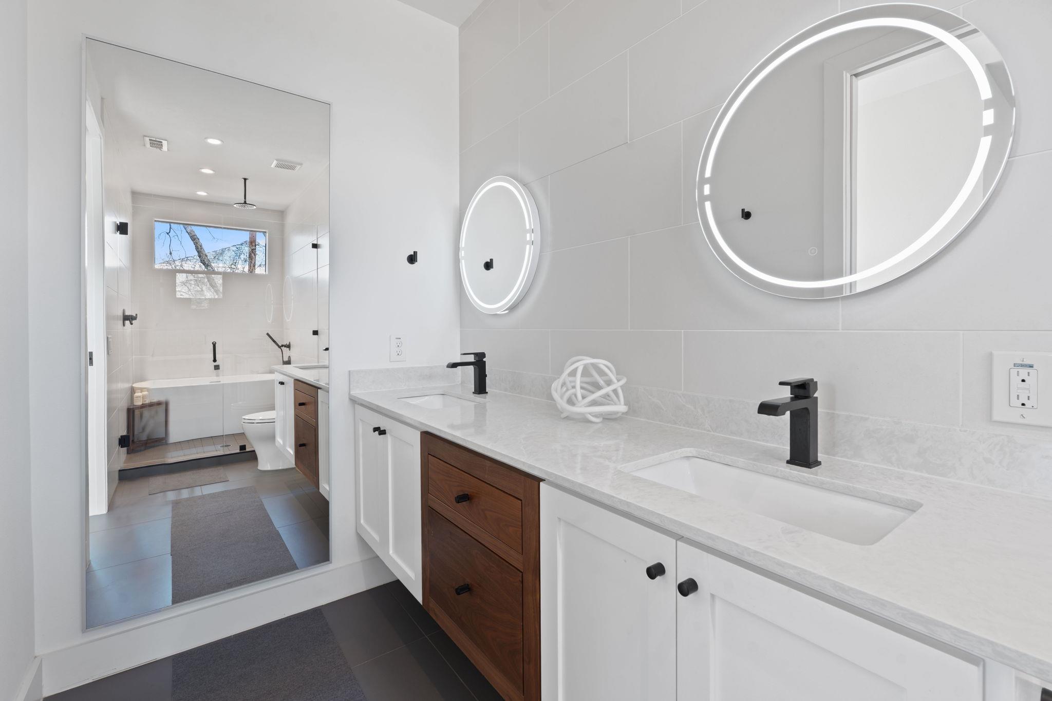 308 Onion St, Austin, TX 78702