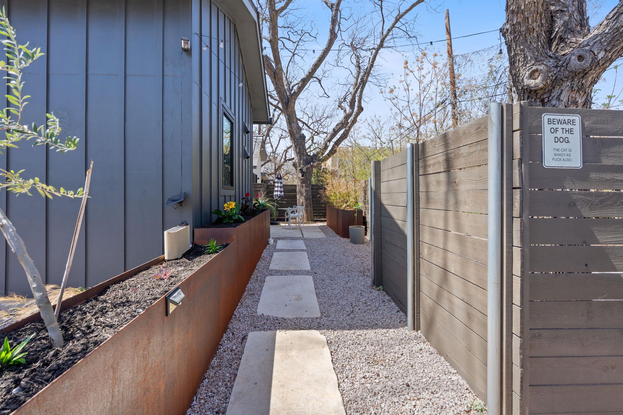 308 Onion St, Austin, TX 78702