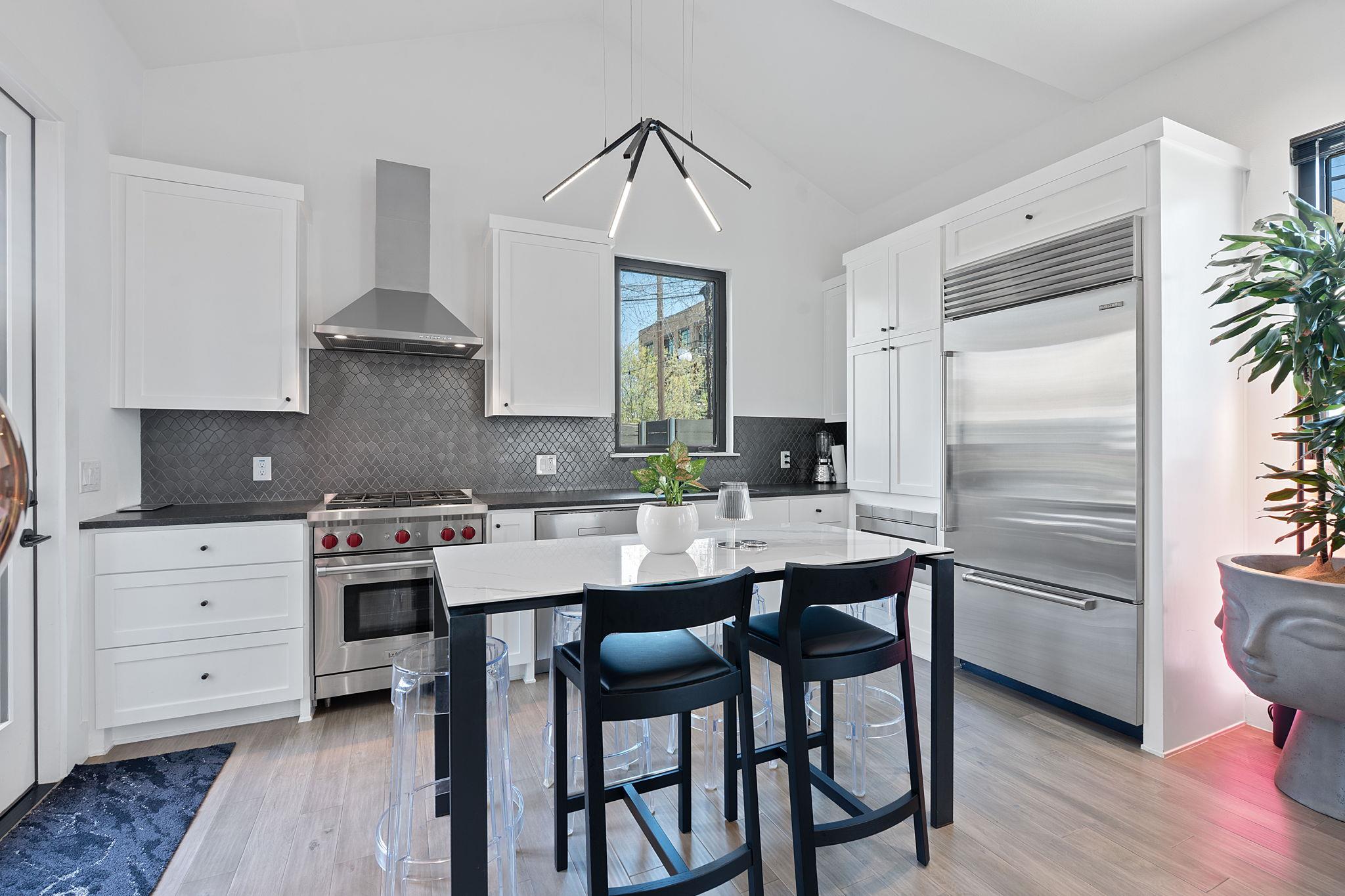 308 Onion St, Austin, TX 78702