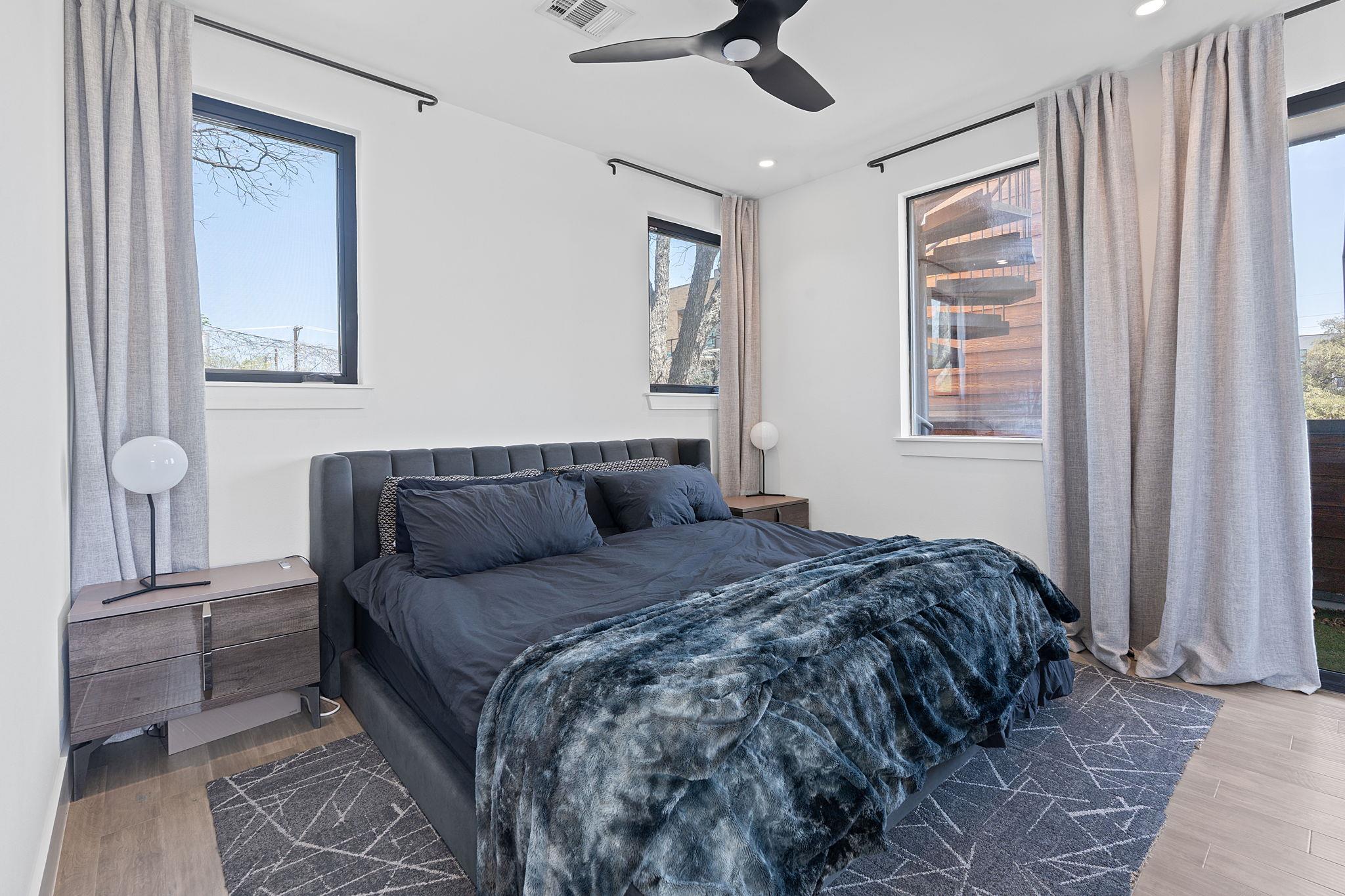 308 Onion St, Austin, TX 78702