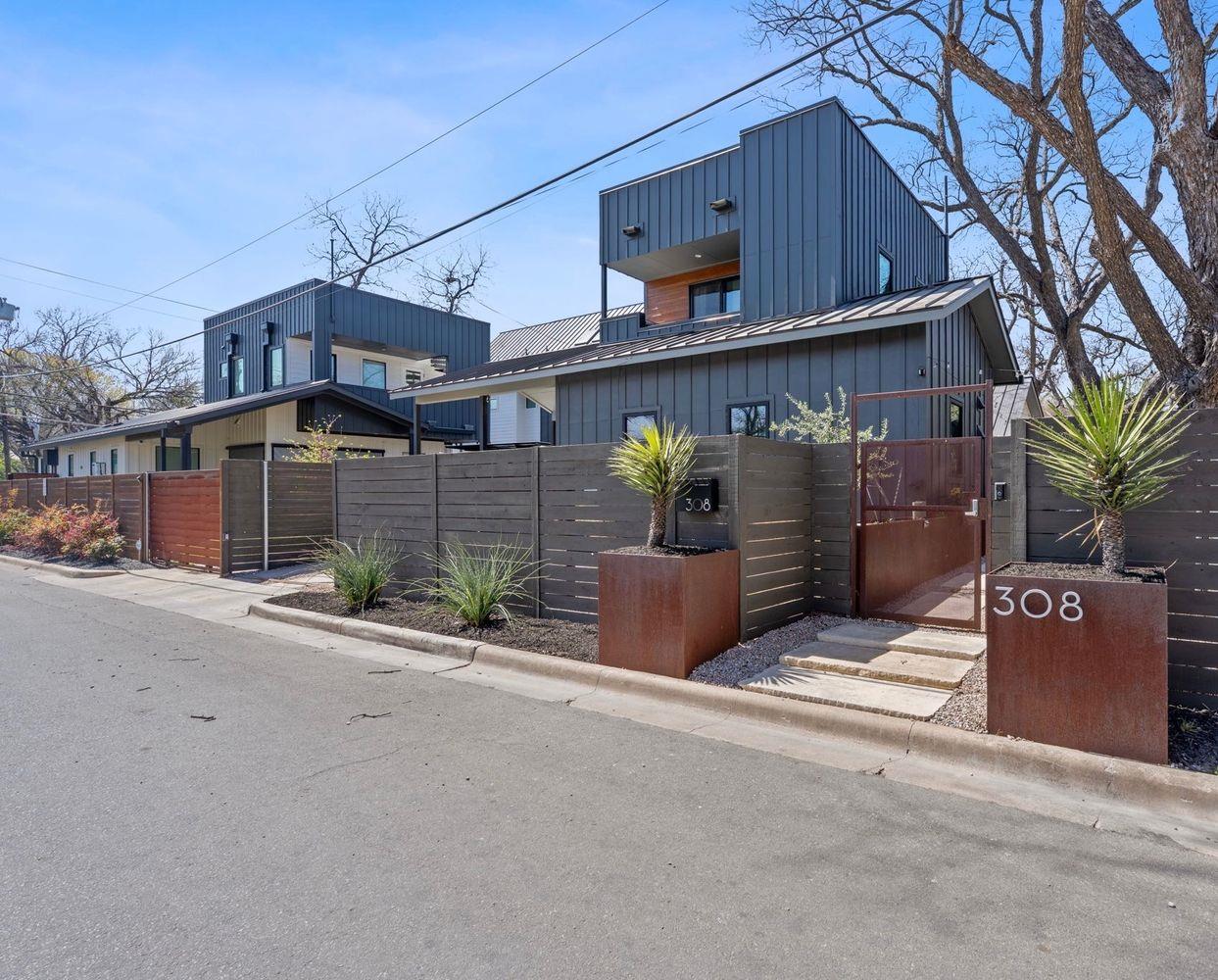 308 Onion St, Austin, TX 78702