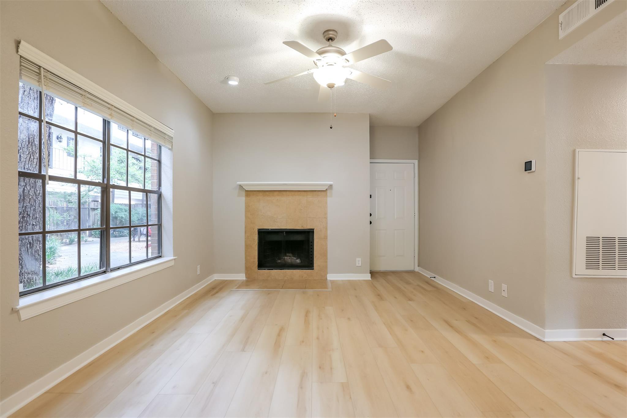 203 E 31st St # 104, Austin, TX 78705