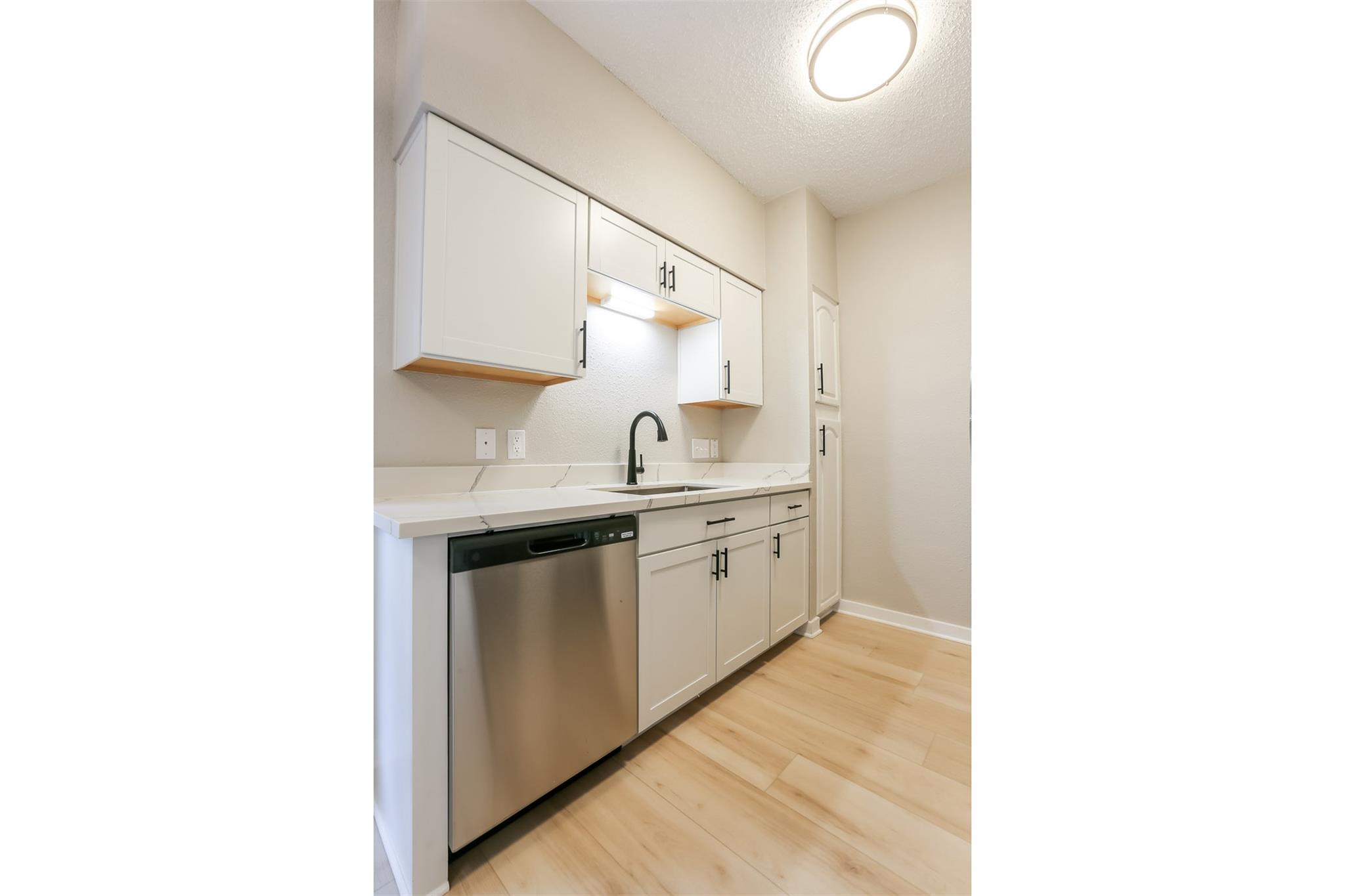 203 E 31st St # 104, Austin, TX 78705