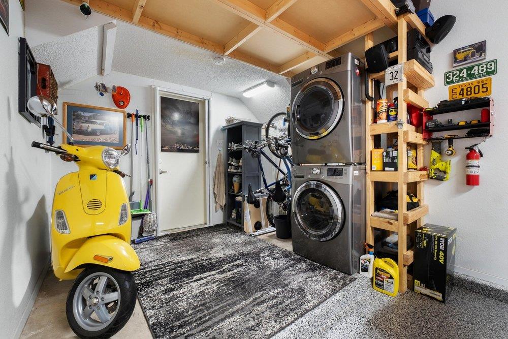 1501 W Barton Springs Rd # 107, Austin, TX 78704