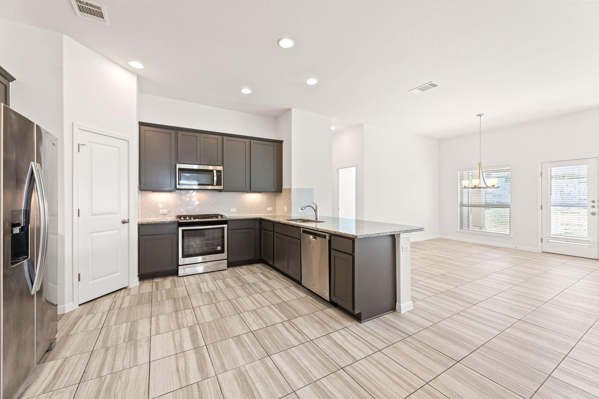 109 Finstown St, Hutto, TX 78634