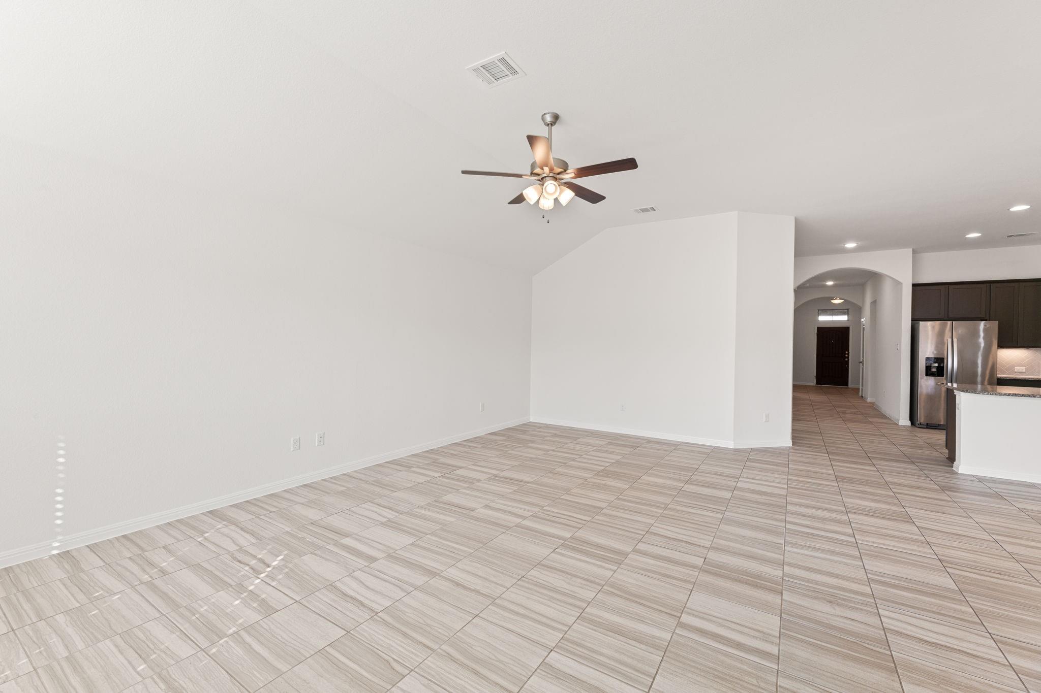 109 Finstown St, Hutto, TX 78634