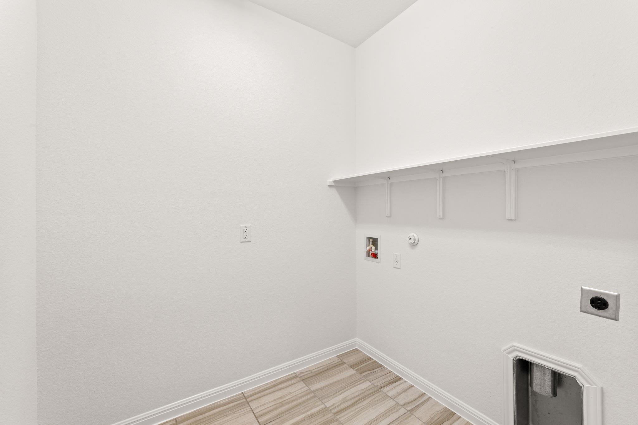 109 Finstown St, Hutto, TX 78634